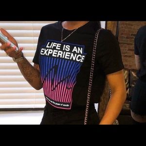 🚨🚨🚨 FLASH SALE 🚨🚨🚨 Life Is An Experience Tee